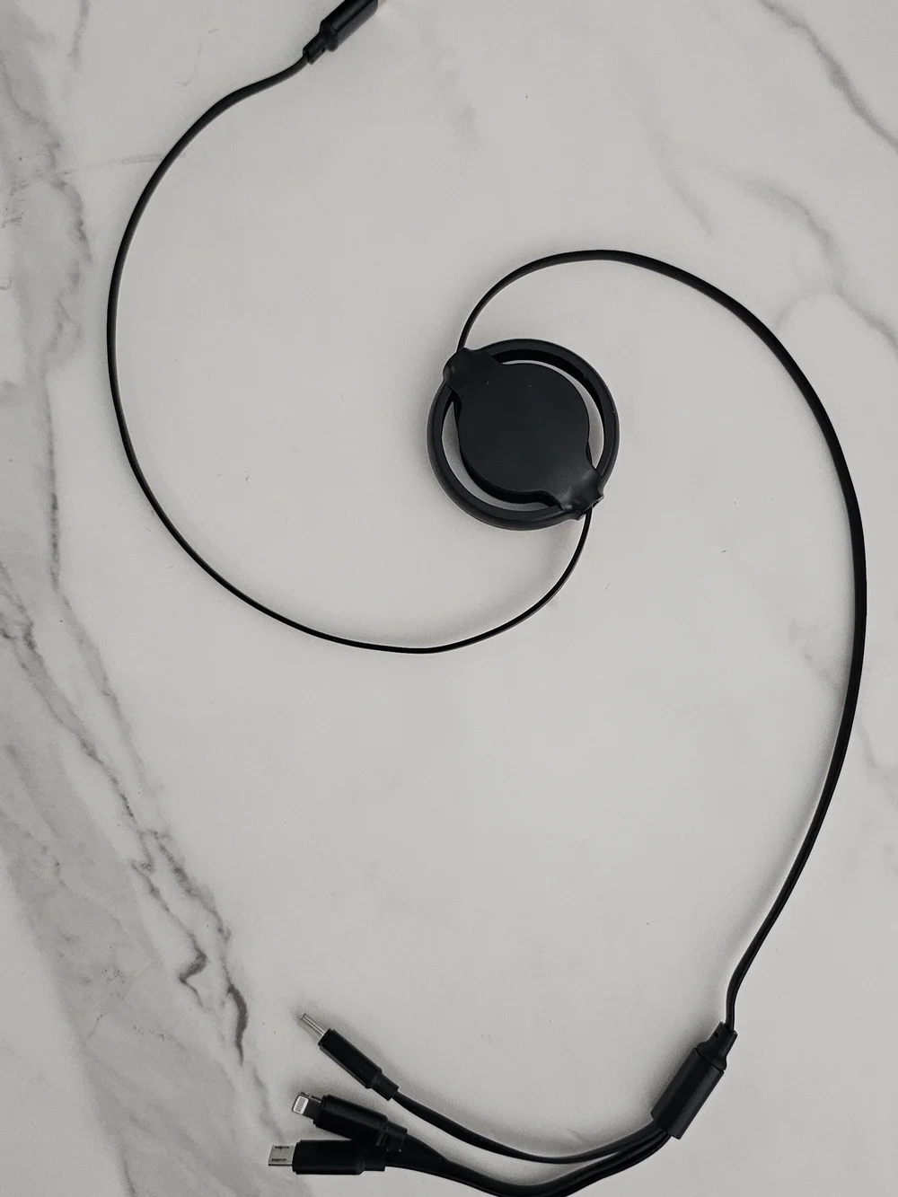Universal 3-in-1 Retractable Charging Cable - Black